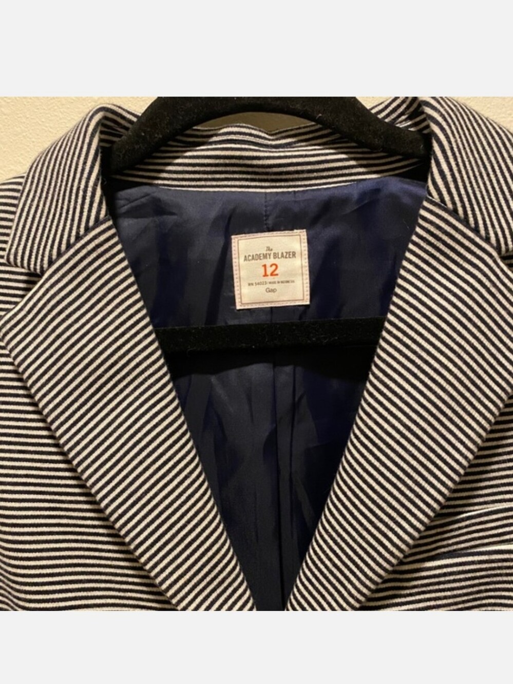 GAP Academy Navy and White Striped Knit Blazer - Picture 5 of 9